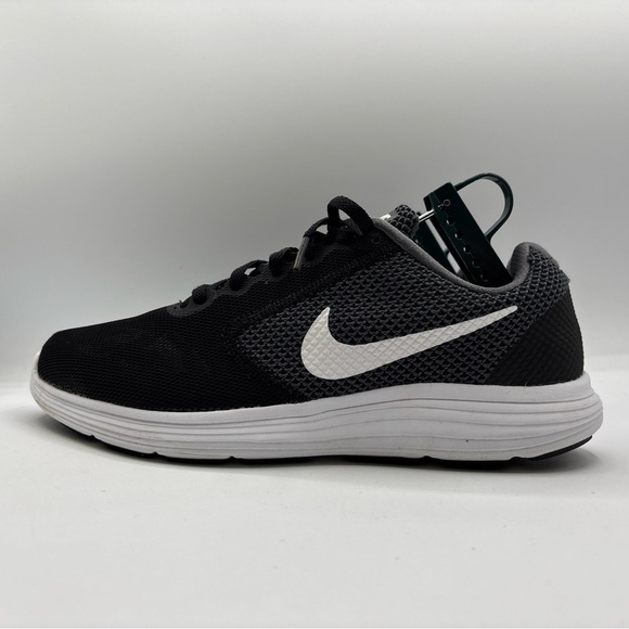 Nike Revolution 3 Women’s Grey/Black/White Size 9 Wide 819302-001 Running Shoes - Picture 1 of 16